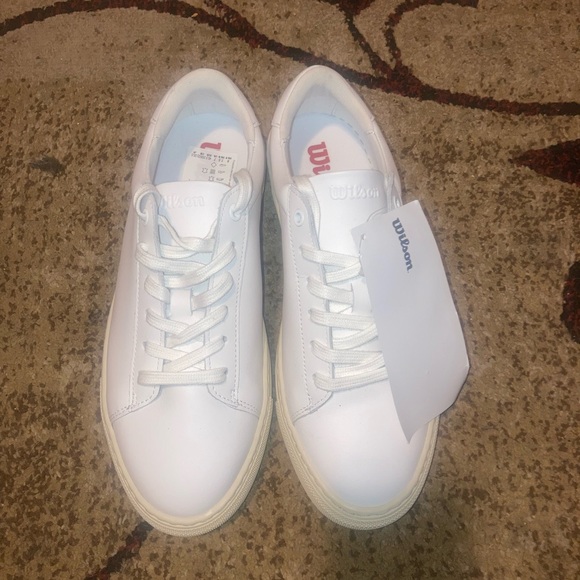 NEW Wilson Classic Premium Tennis Shoes - Picture 2 of 10